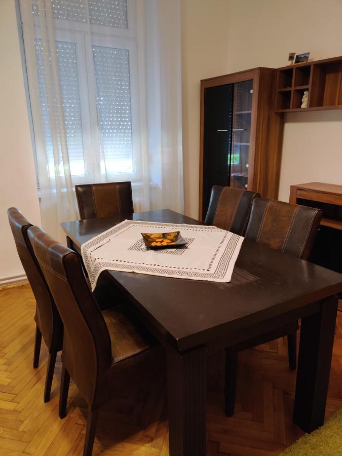 Satu Mare Apartments Bagian luar foto
