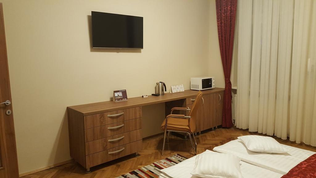 Satu Mare Apartments Bagian luar foto