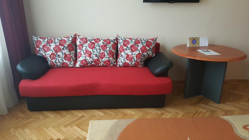 Satu Mare Apartments Bagian luar foto